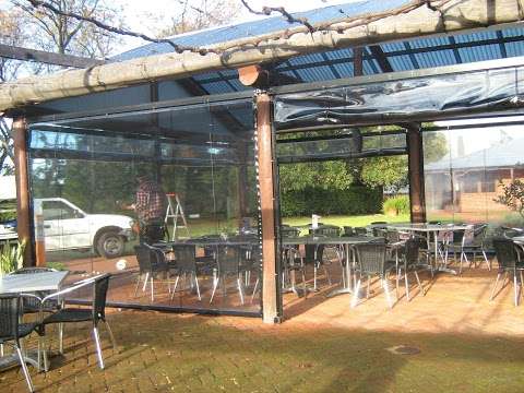 Photo: Aussie Outdoor Alfresco/Cafe Blinds Midland